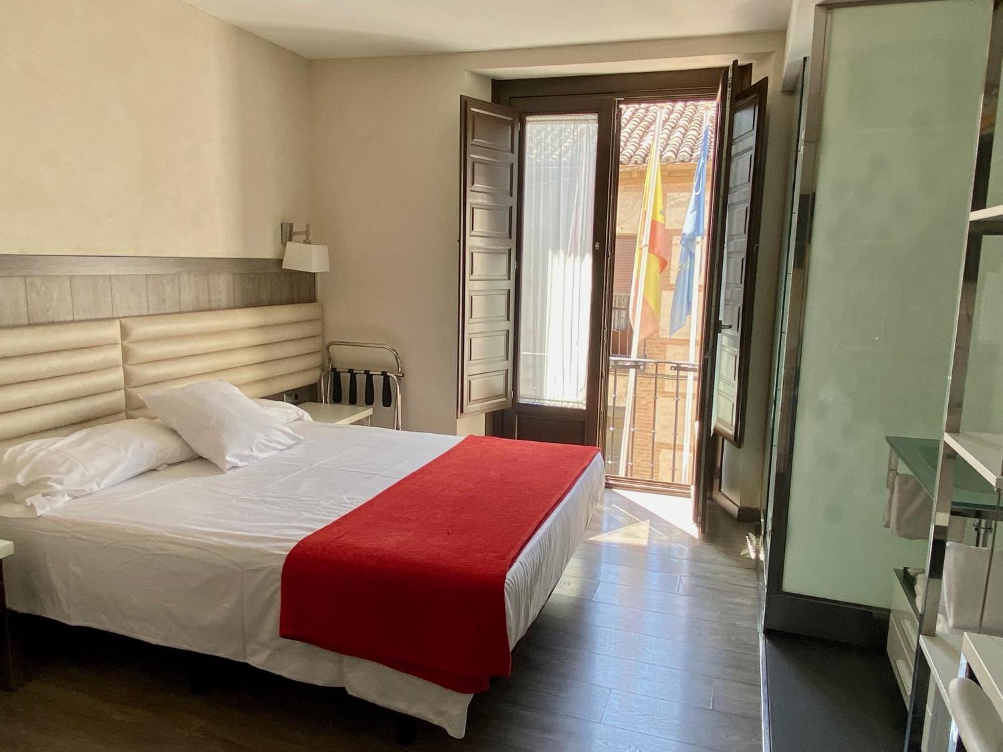 Evenia Alcala Boutique Hotel Alcalá de Henares Kültér fotó