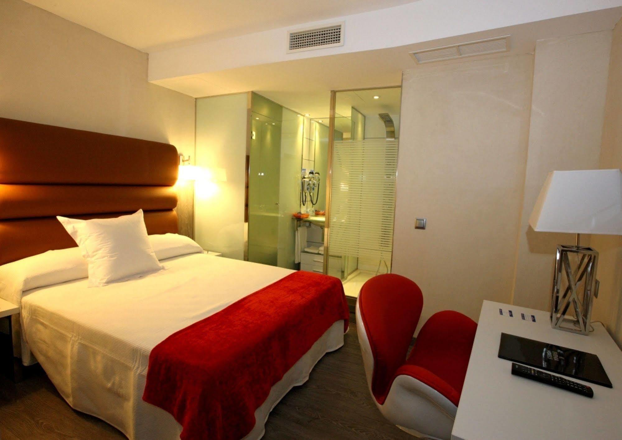 Evenia Alcala Boutique Hotel Alcalá de Henares Kültér fotó